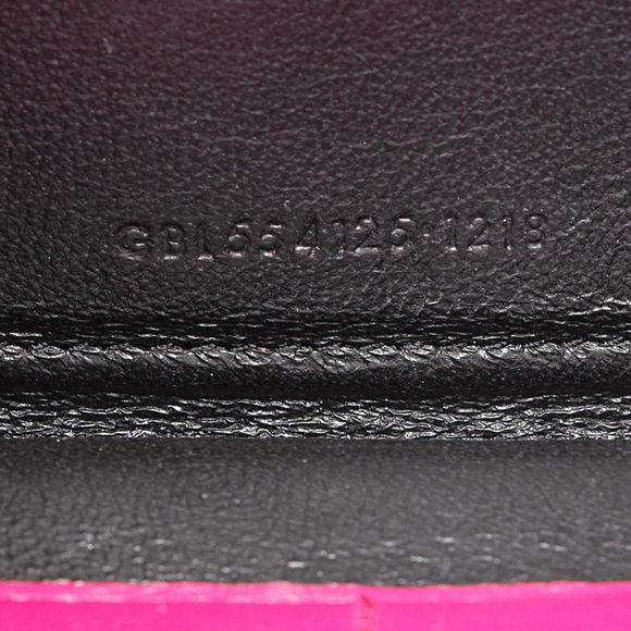 Saint Laurent Matalasse Patent Leather Monogram Vicky Chain Wallet - Picture 6 of 7